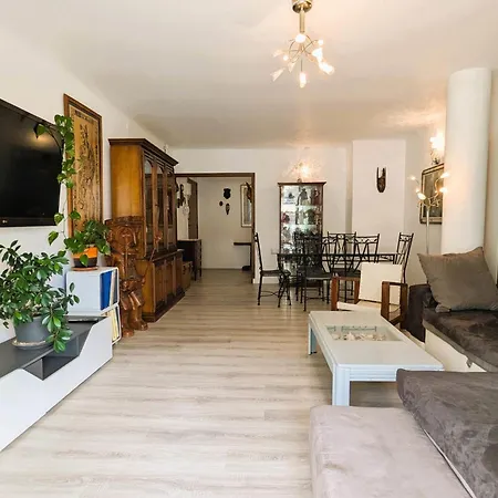 Comfortable 1 Bedroom - Center Hyères